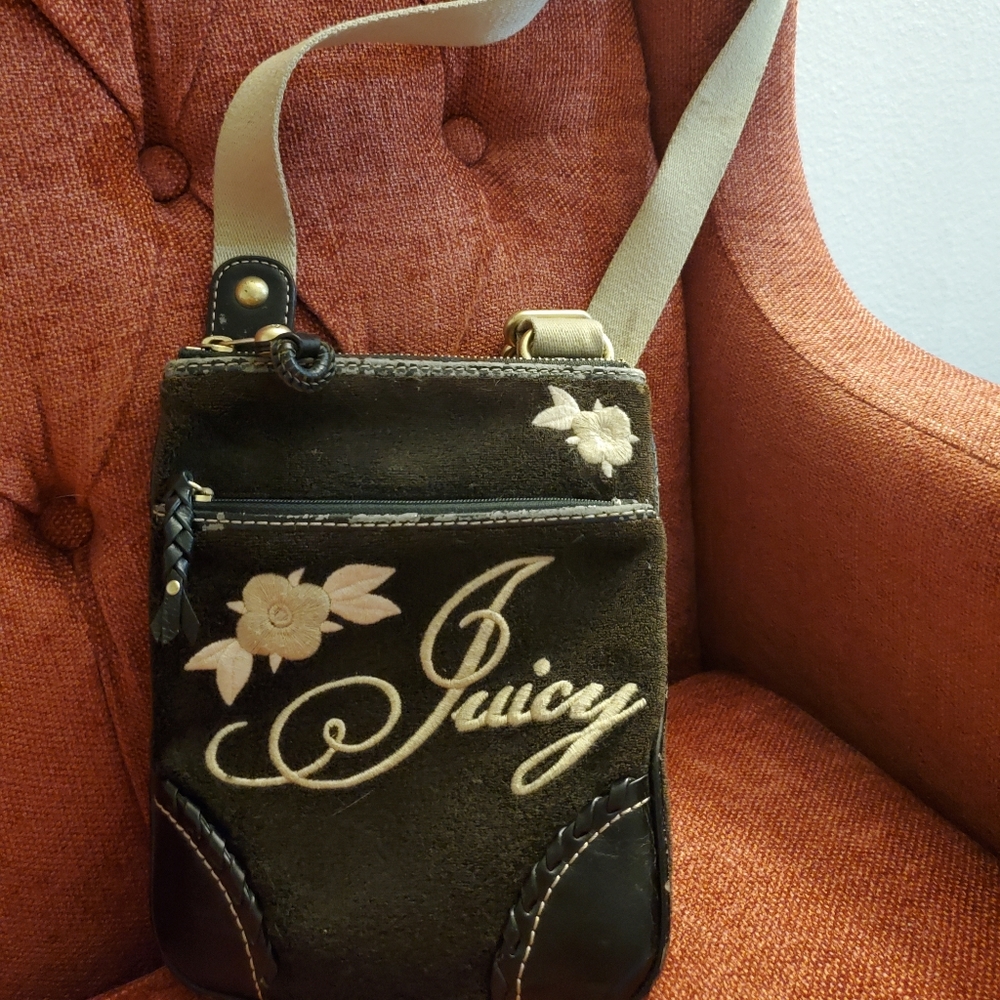 Juicy Couture black crossbody - Picture 2 of 5